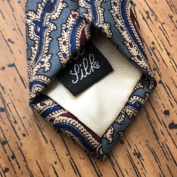 Dapper! Two Neckties - Picture 8 of 8